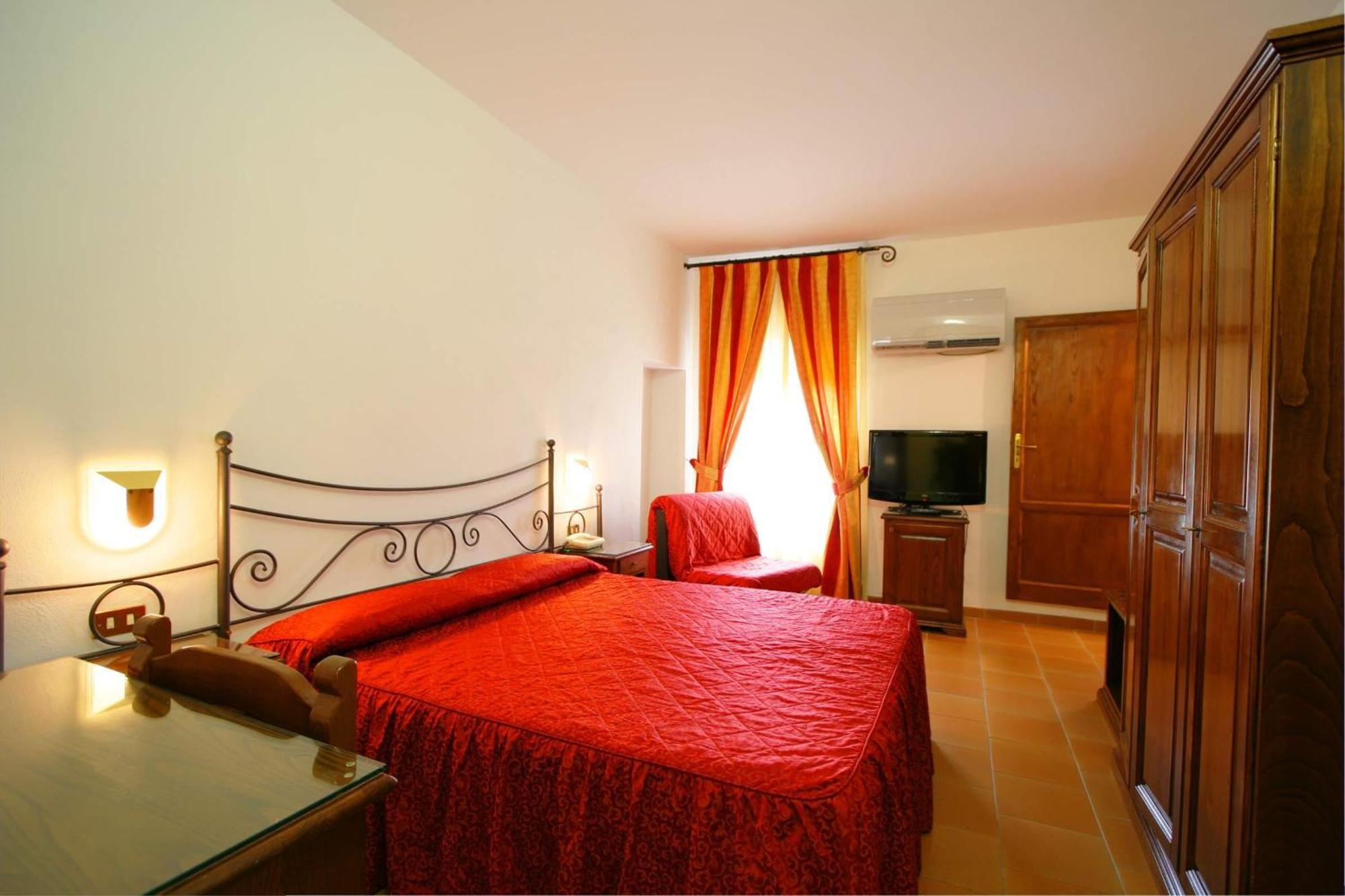 Hotel Residence Villa Rioddi Volterra Oda fotoğraf