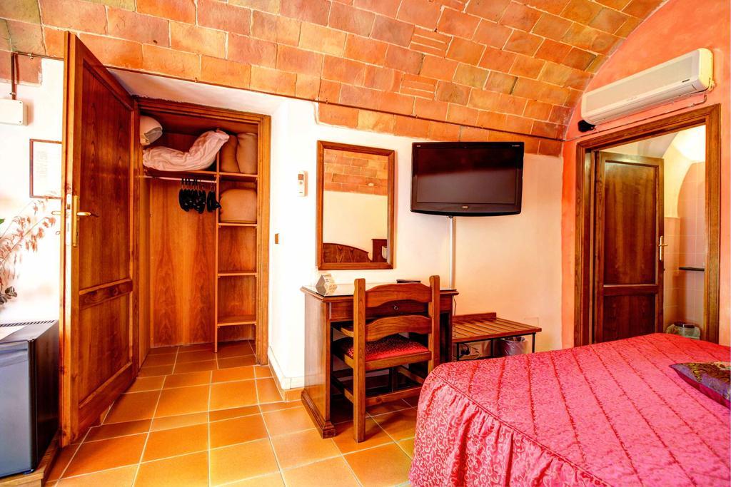 Hotel Residence Villa Rioddi Volterra Dış mekan fotoğraf